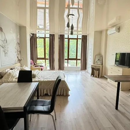 Apartment знаходиться дача ковалевського 121